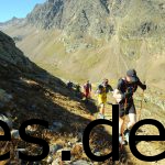 Kurz unter dem Timmeljoch auf 11,7 km geht es immer weiter den Berg hoch. Fotografiert von Sportograf